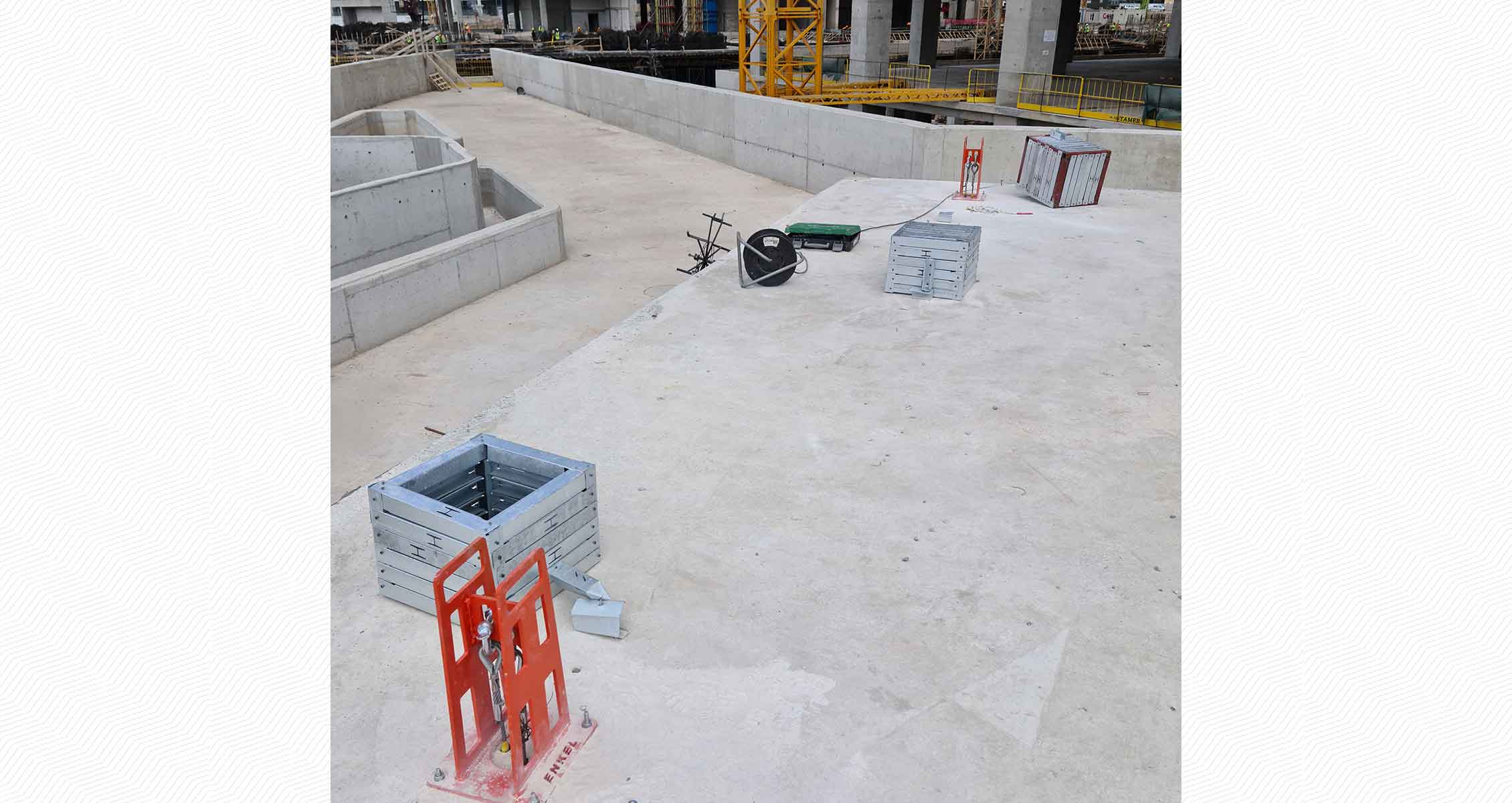 Finans Merkezi KARE TIRAK ASMA İSKELE İSTANBUL